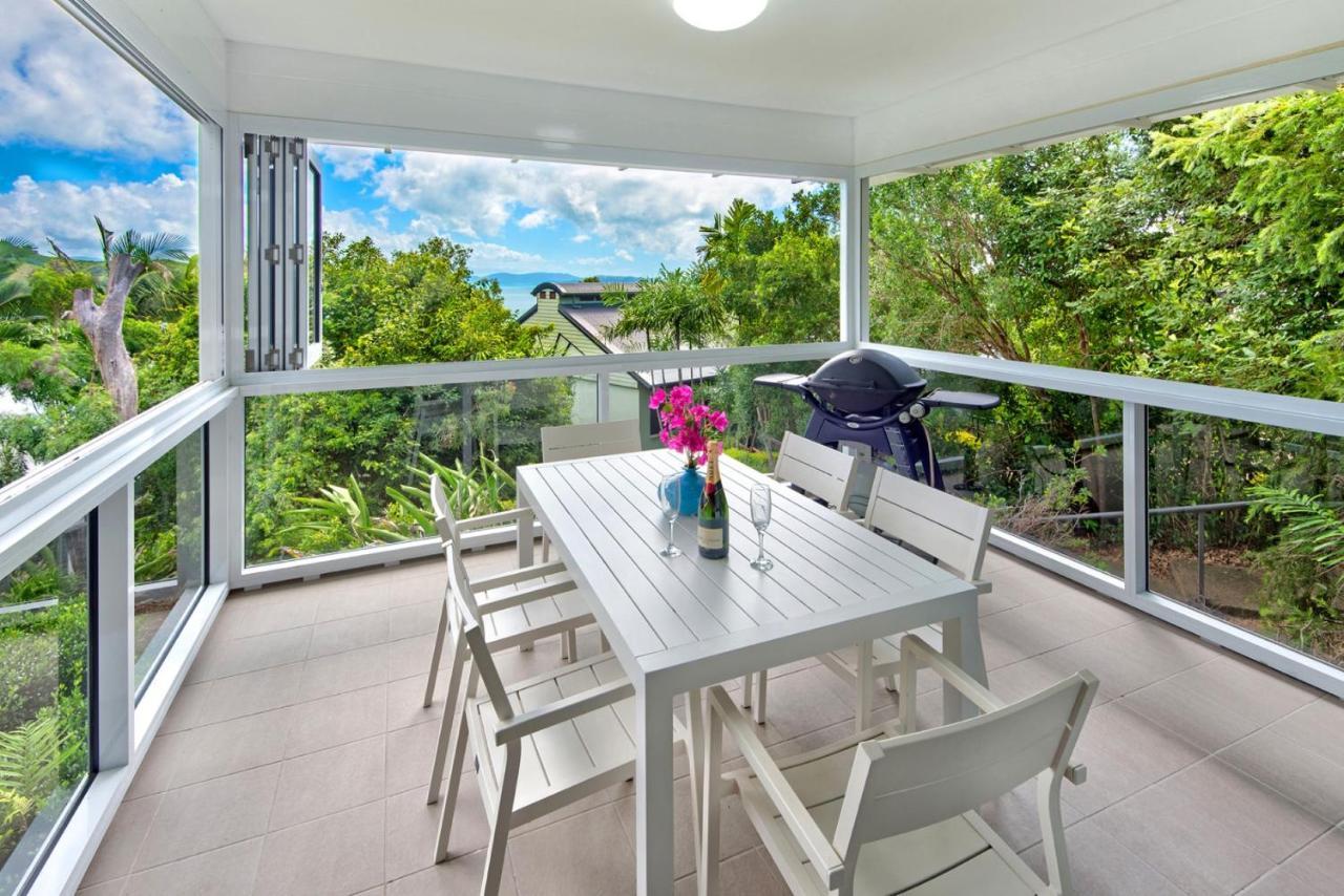 Oasis 1, 2 Bedroom, 1 Bathroom Apartment With Buggy! Hamilton Island Exterior photo